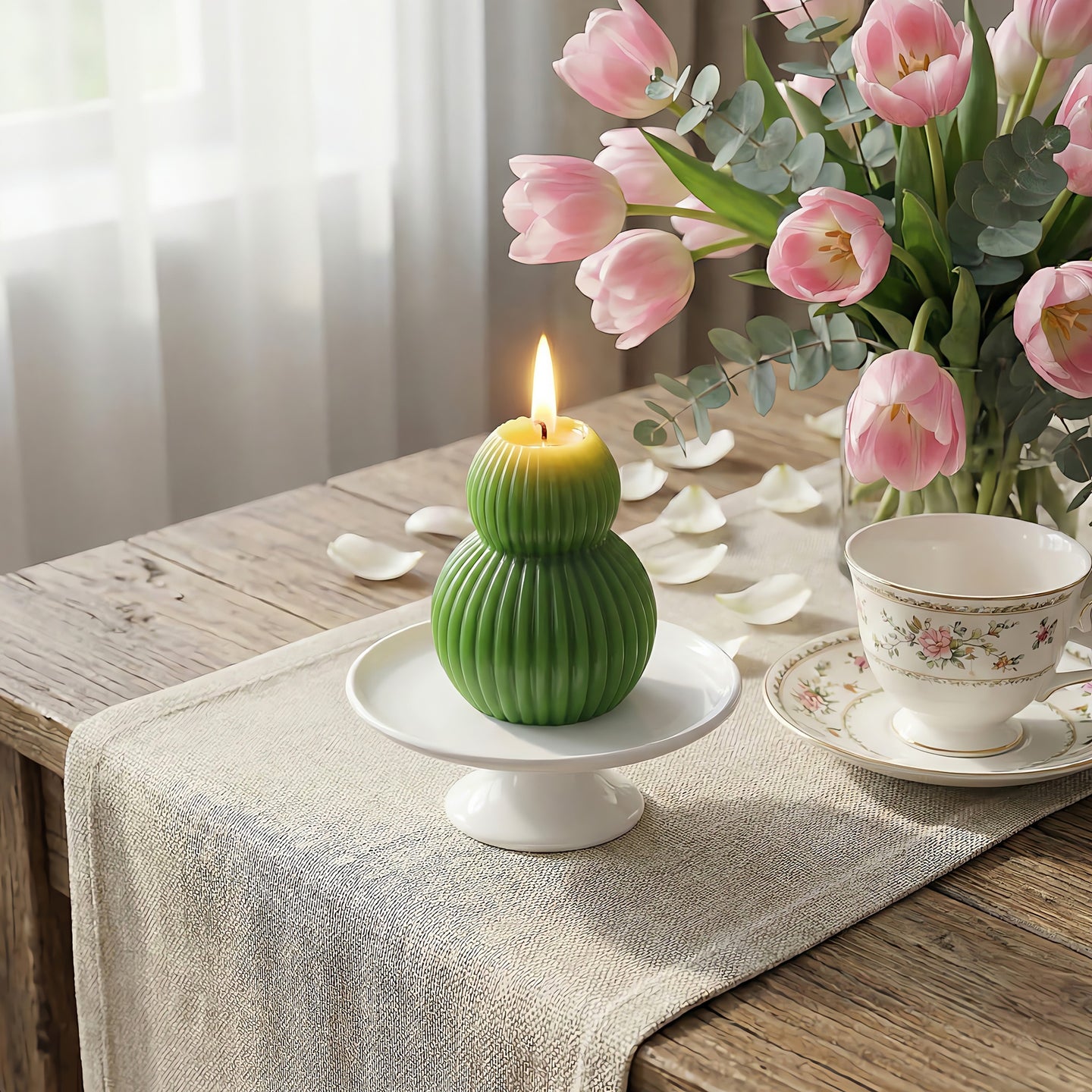 Eared Easter Egg Beeswax Candle Accord 3